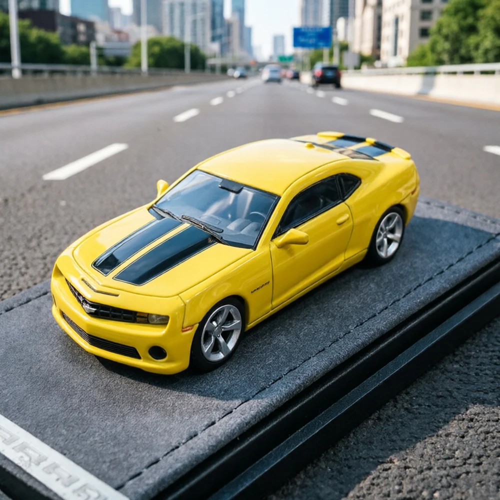 GOC 1:64 Camaro SS Amarillo HEC Beijing Exclusive Asset CHASE VARIANT POSIBLE