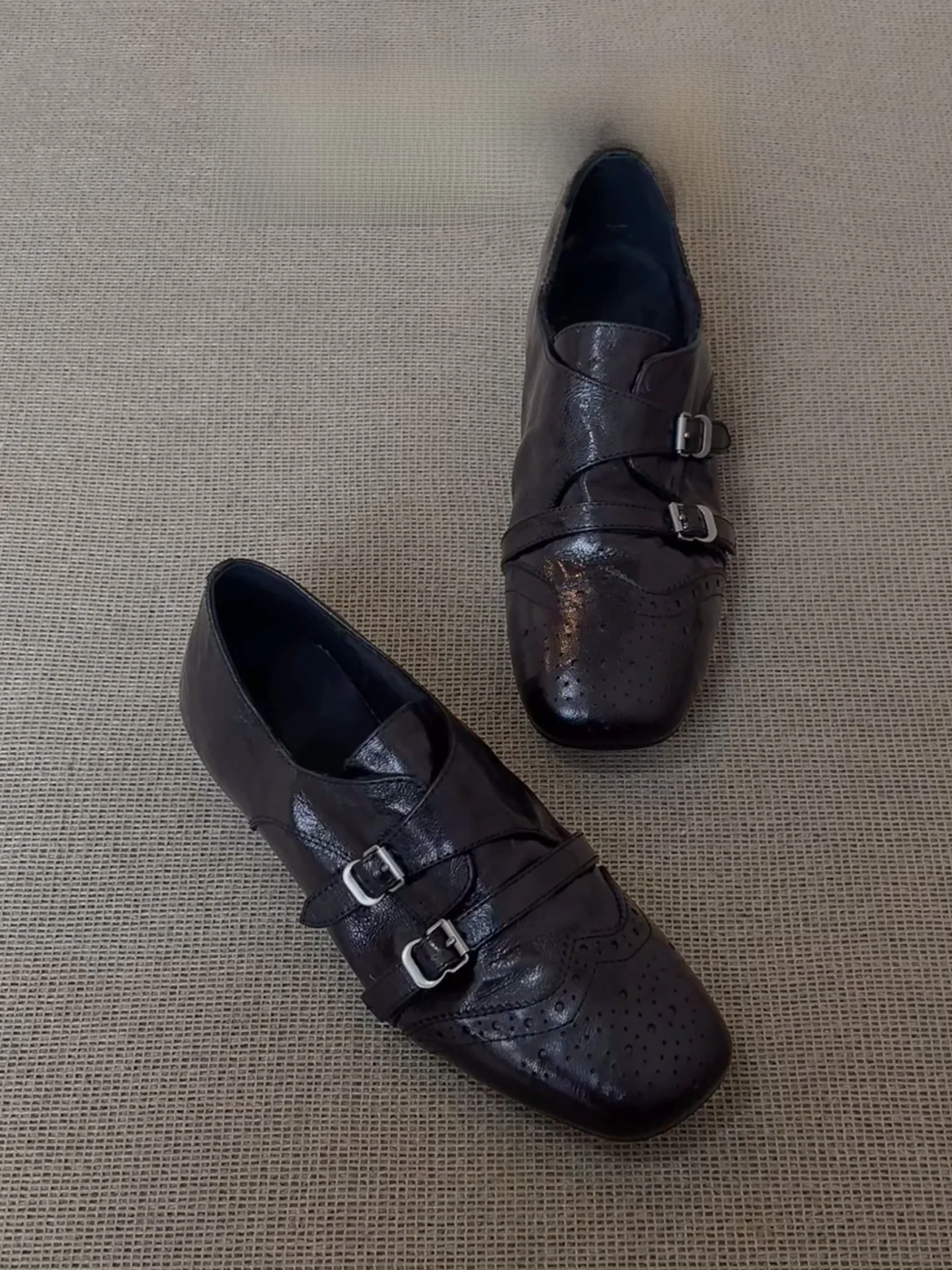 retro-brogue-flat-bottom-women's-shoes-inner-heightening-leather-vintage-style-slip-on-flats-casual-loafers-comfortable-footwear