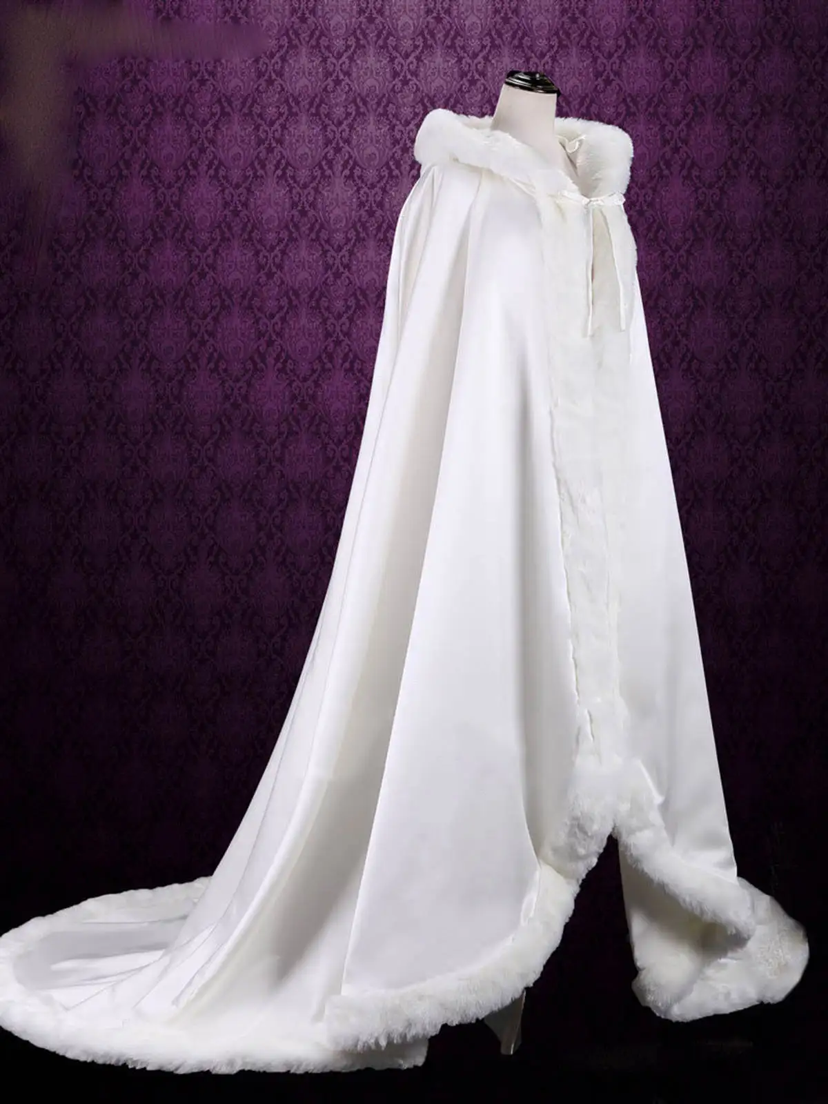 Elegant Wedding Cape Feather Bridal Jacket Long Sleeveless Wraps White Ivory Bride Accessories Jackets with Hat