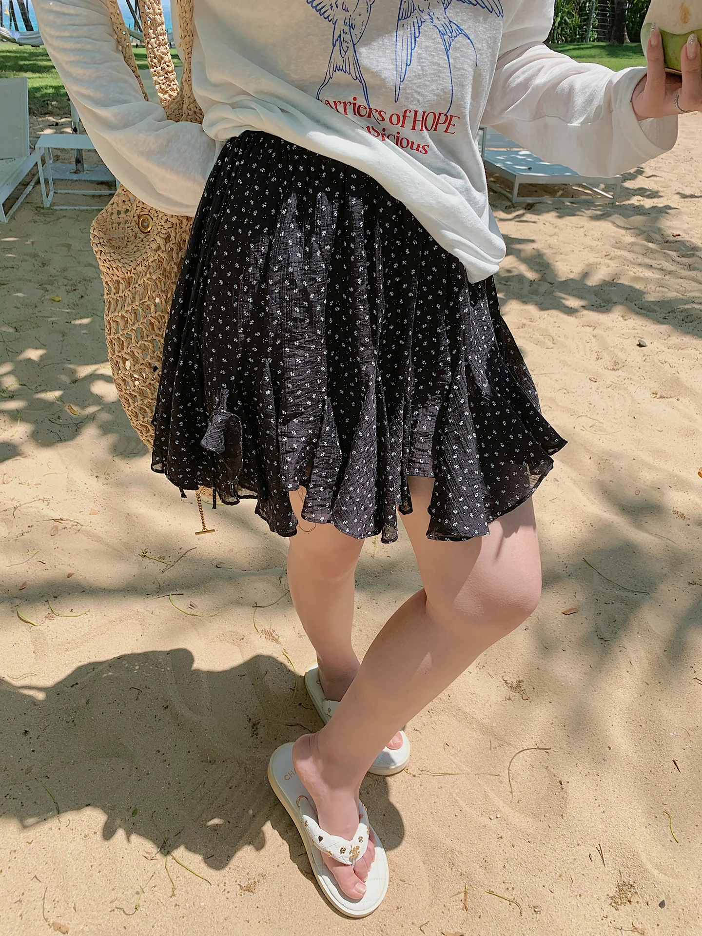 

Женская короткая юбка с цветочным принтом, с высокой талией, на резинке, с асимметричным подолом, больших размеров, утягивающая, до середины бедра