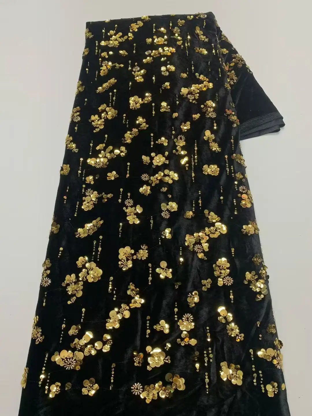 

Новый дизайн, африканские французские блестки, бархатное кружево, высокое качество, вышивка бисером, тюль, кружевная ткань для свадебного платья своими руками