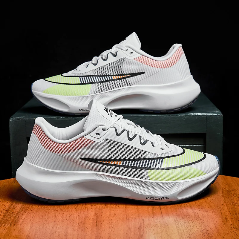 

New men's casual sports shoes fashion versatile four season comfortable breathable thick soled wear-resistant running sneakers