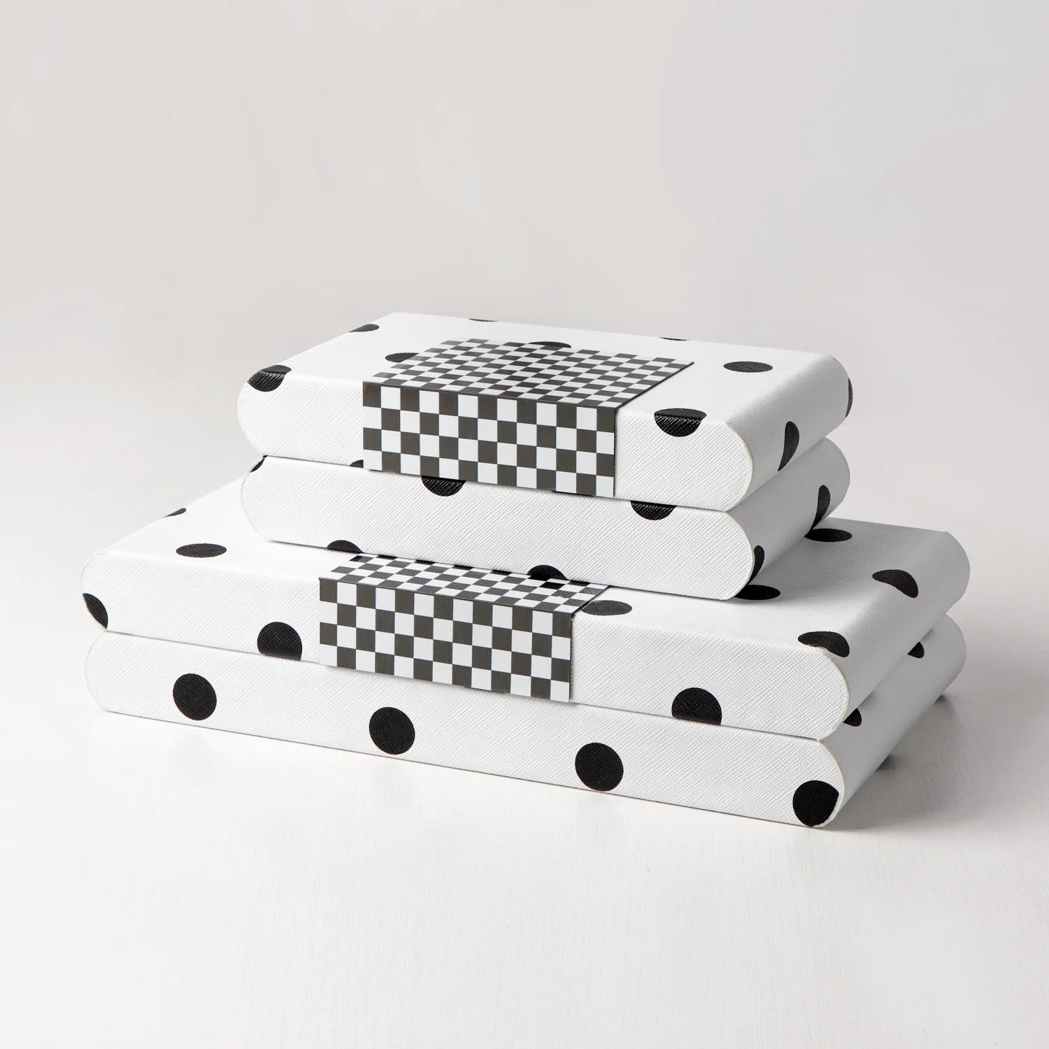 boite-de-rangement-moderne-en-cuir-a-pois-noirs-et-blancs-modele-maison-pour-bureau-de-vente-salon-decoration-de-bureau-boite-a-ornements