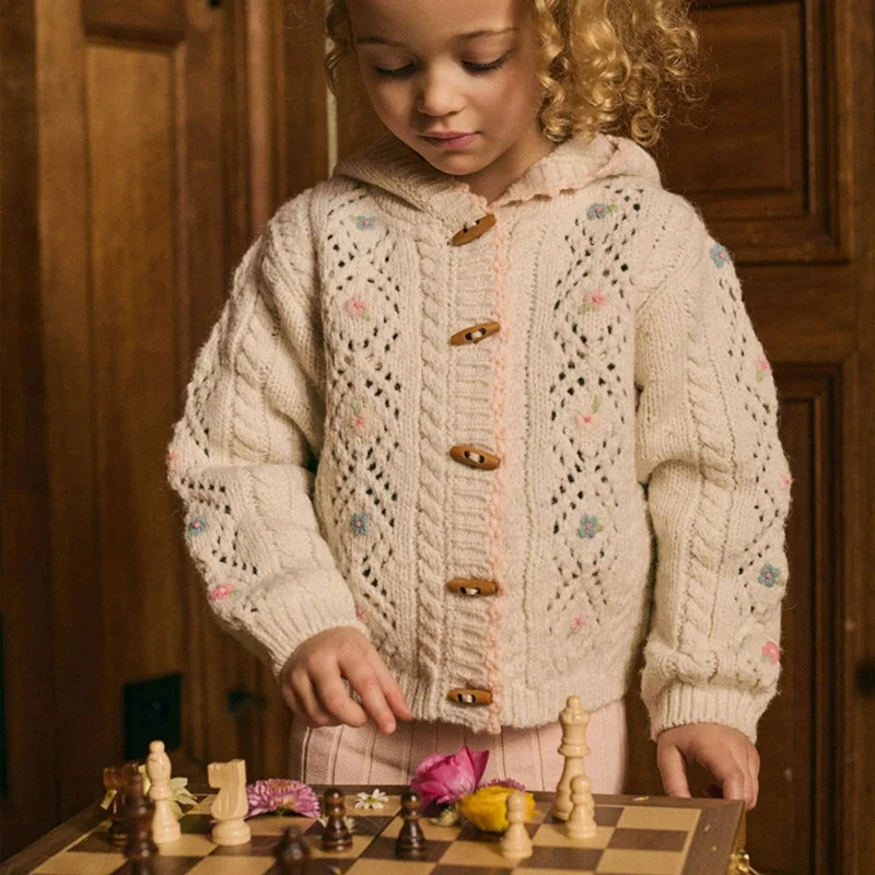 Girls' Sweater 2025 Autumn New Printed Fashion Children's Cloak Coat Pure Cotton Cute Girls' Hoodie Sweater Children's Clothing