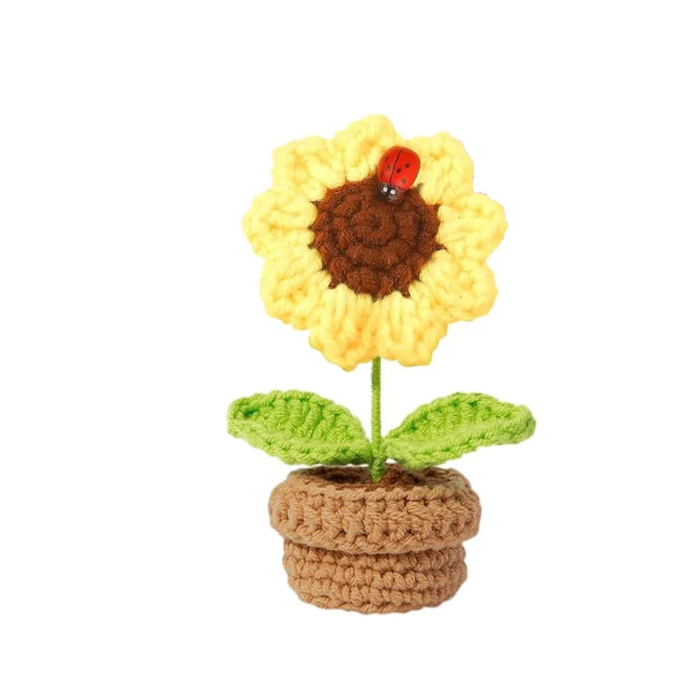 Positive Energy Bee Hug Pocket Doll Mini Handmade Plush Wool Knitting Doll With Card Funny Christams Gift Home Room Decoration