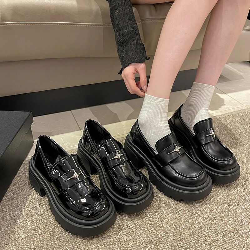 Chunky Platform Loafers Woman New High Heels Oxford Shoes for Women Spring Patent Leather Slip On Loafers Jk Uniform Mary Janes