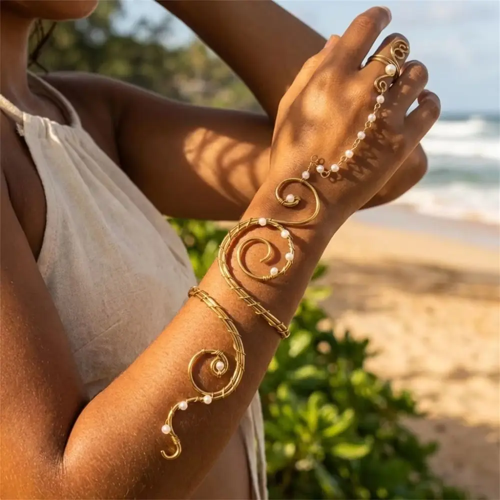 Vintage Hollow Out Spiral Gold Arm Cuff Vintage Adjustable Open Arm Bangle Armlet Exotic Style Pearl Bracelet Arm Accessories