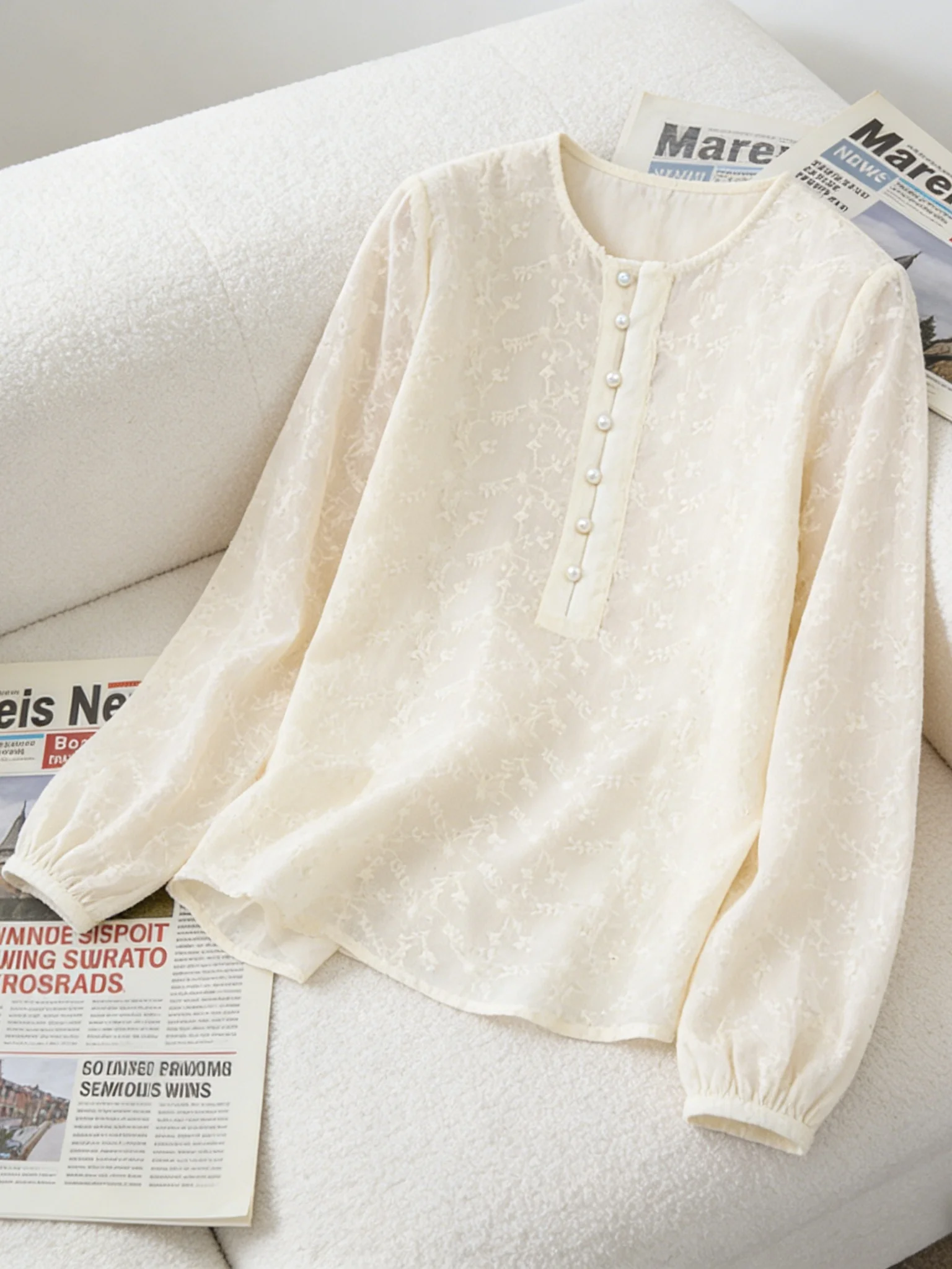 

Large Size Spring 2026 Pearl Button Women's Fashionable Loose Long Sleeve round Neck Shirt Korean Style Breathable Comfortable