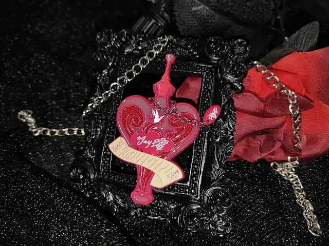 

Hazbin Hotel Angel Dust Cosplay Concept Perfume Series Badge Anime Emblem breastpin Fangoods Ornaments Medal Cartoon Mascot