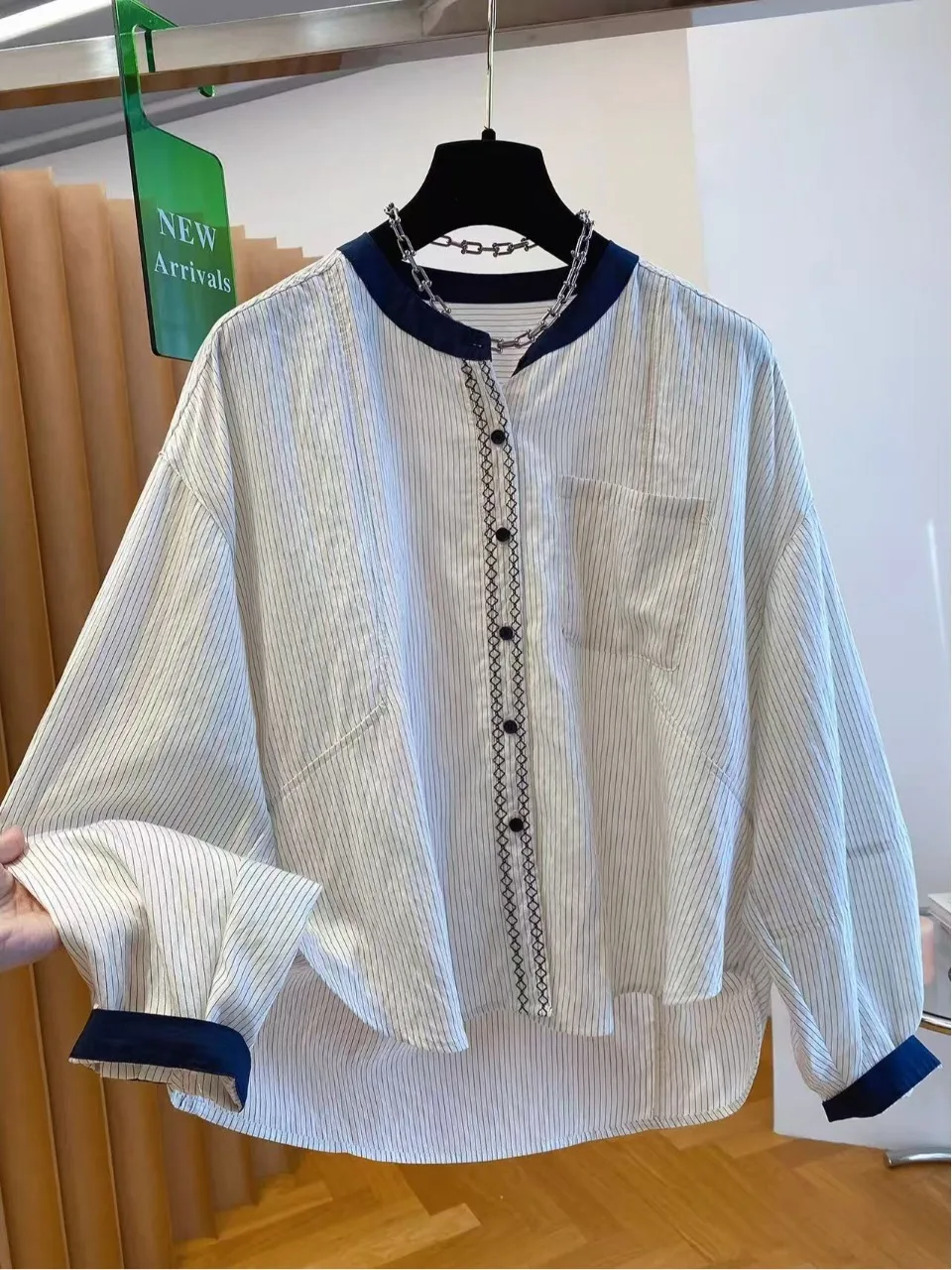 

Loose Fit Striped Long Sve round Ne irt Women's Autumn Faion Casual Breathable Cotton Top ort Front Long Ba Design