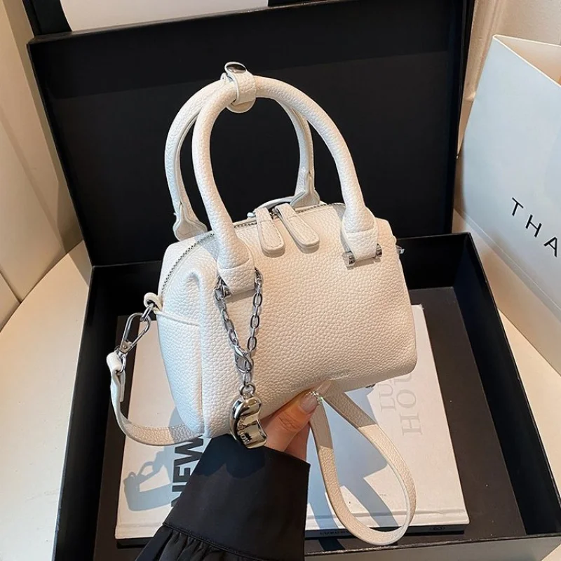 

Современная кожаная сумка для телефона через плечо для женщин с компактным размером только для предметов первой необходимости