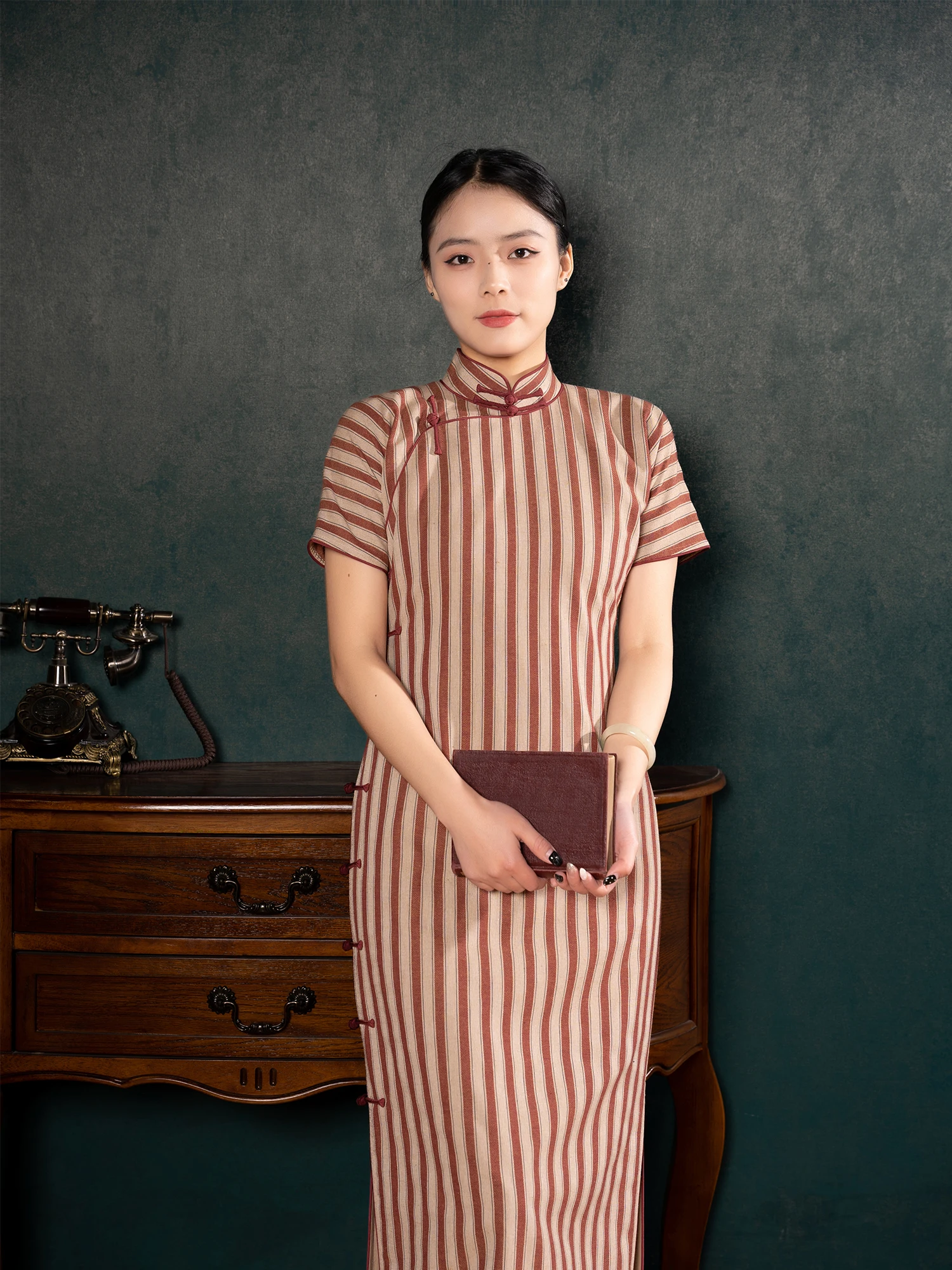 

Ретро-платье из хлопка и льна, цельное, без подкладки, винтажное, повседневное, для весны и лета, длинное, в стиле ципао