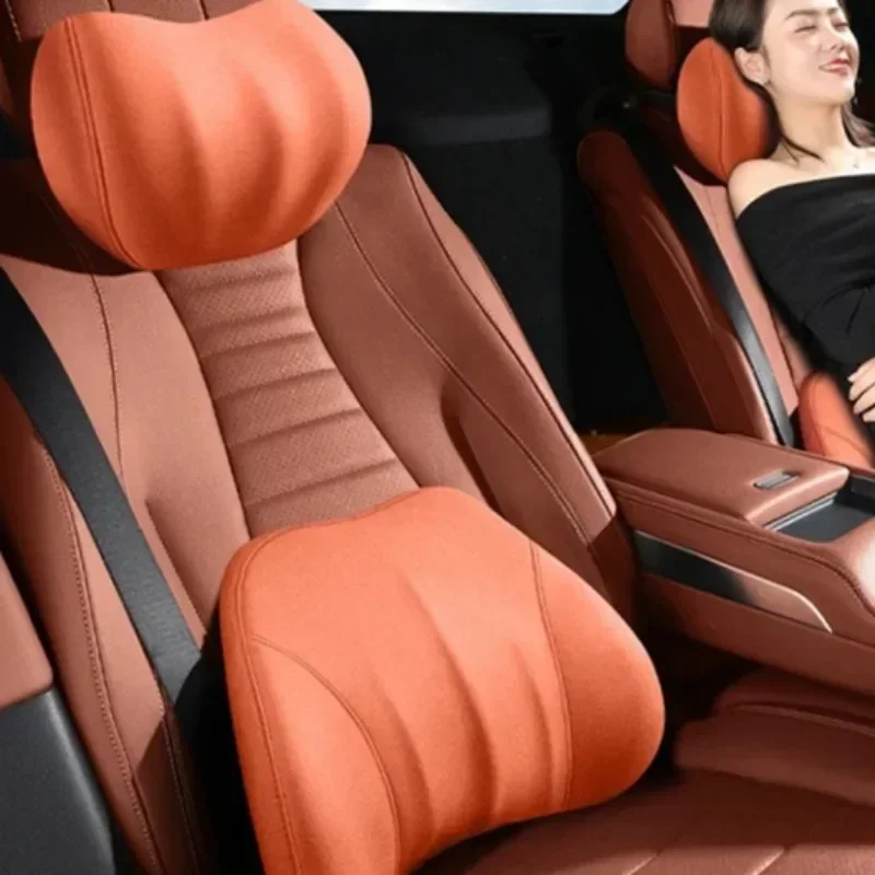 

The car's plush cotton memory headrest and lumbar support are comfortable and wear-resistant