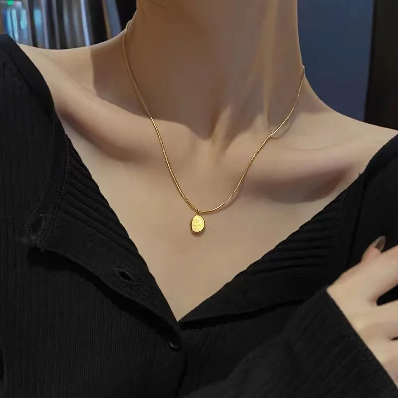 2025 New Irregular English Letter Pendant Gold Color Stainless steel Necklace Fashion Jewelry For Women\'s Indelible Accessories