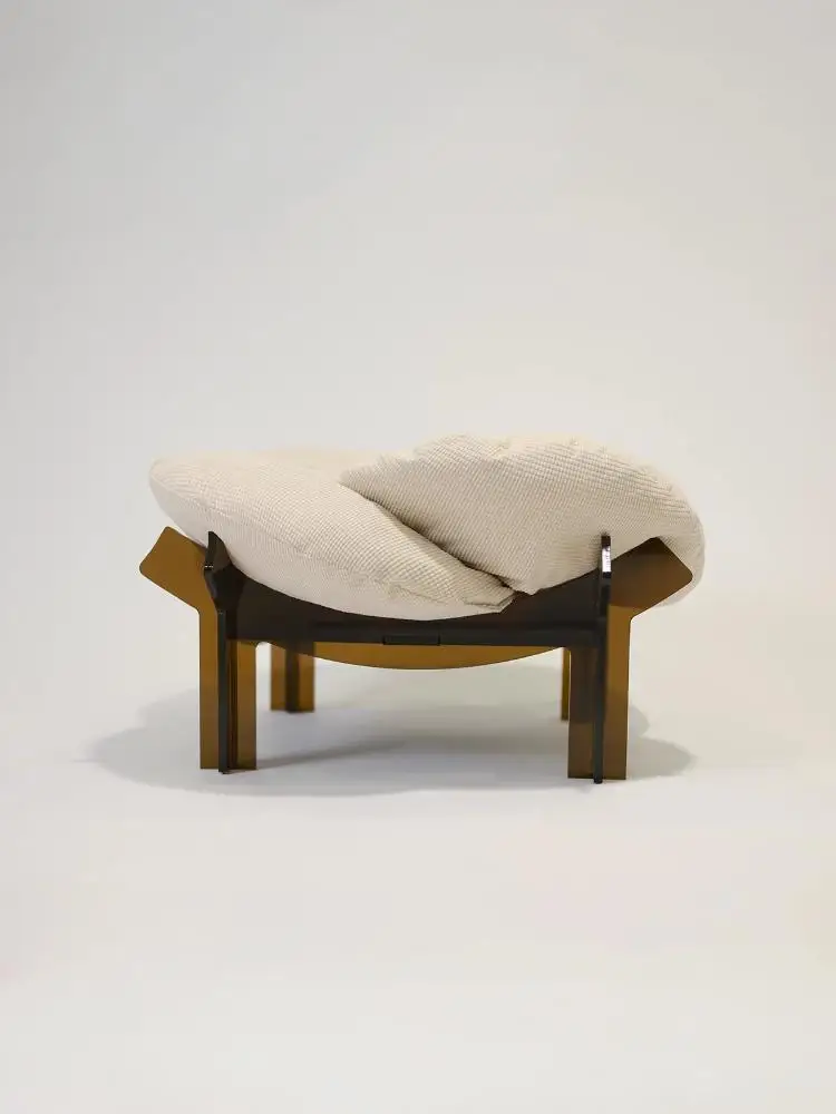 

Tea Color Semi Transparent Creativity Design Acrylic Cat's Nest Mattress Soft Fluffy Comfort Small Apartment Type Pet Mattress