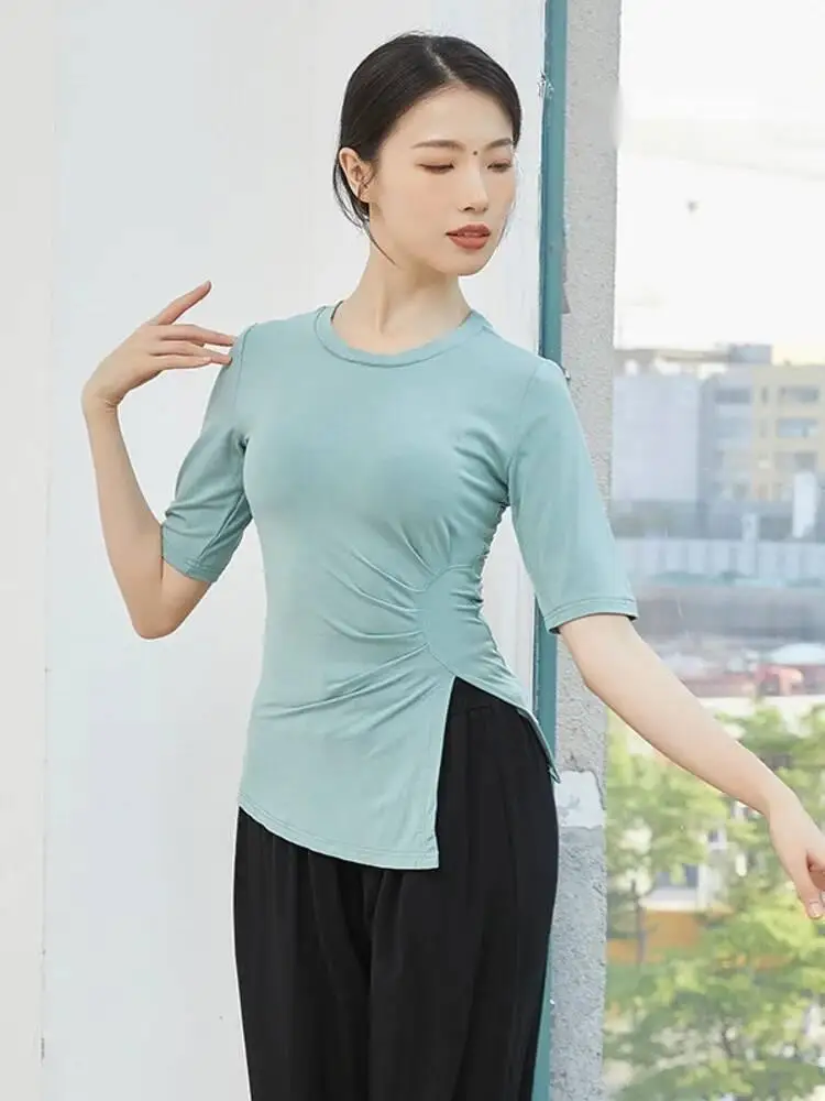 Camicia da ballo con orlo irregolare increspato tinta unita manica lunga slim fit stile classico top da donna allenamento per prove di scena