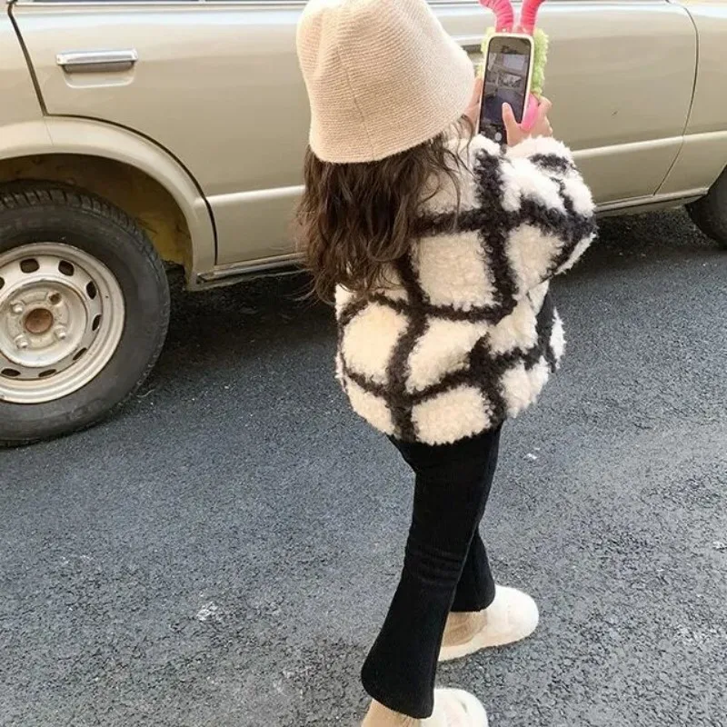 Girls Jacket outerwear autumn and winter new style children\'s stylish plaid lambhair cotton clothes baby thick warm coat