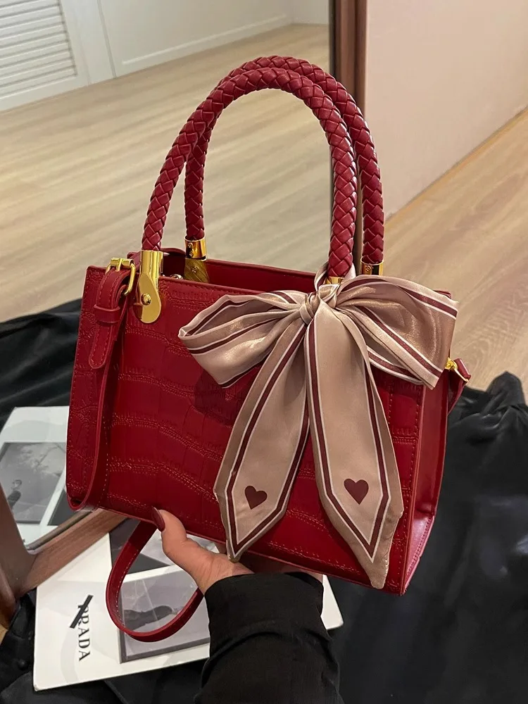 High Quality Red Bag For Women 2024 New Large-Capacity Handheld Crossbody Bag With Scarves Classic Stone Pattern Wedding Bag