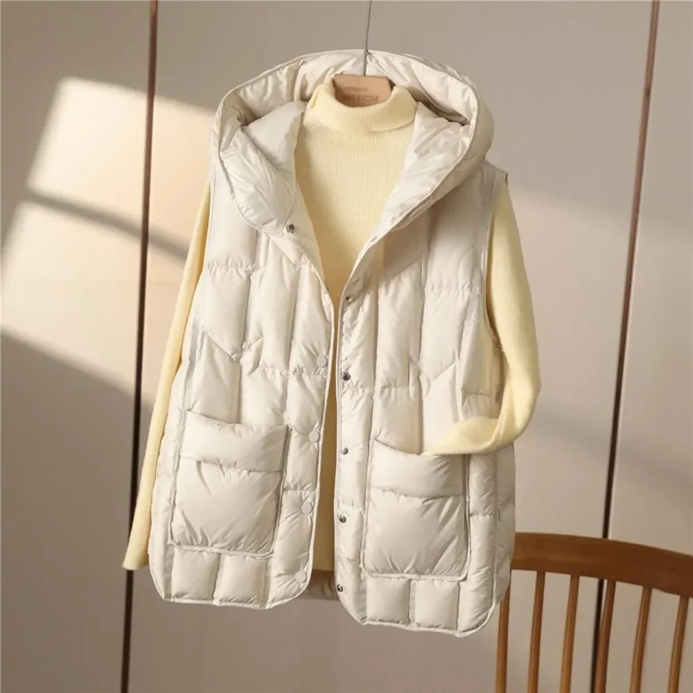 2024 New Fashion Hooded Sleeveless Vest Lightweight Seamless Feather Puffer Short Waistcoat Female White Duck Down Women Coat