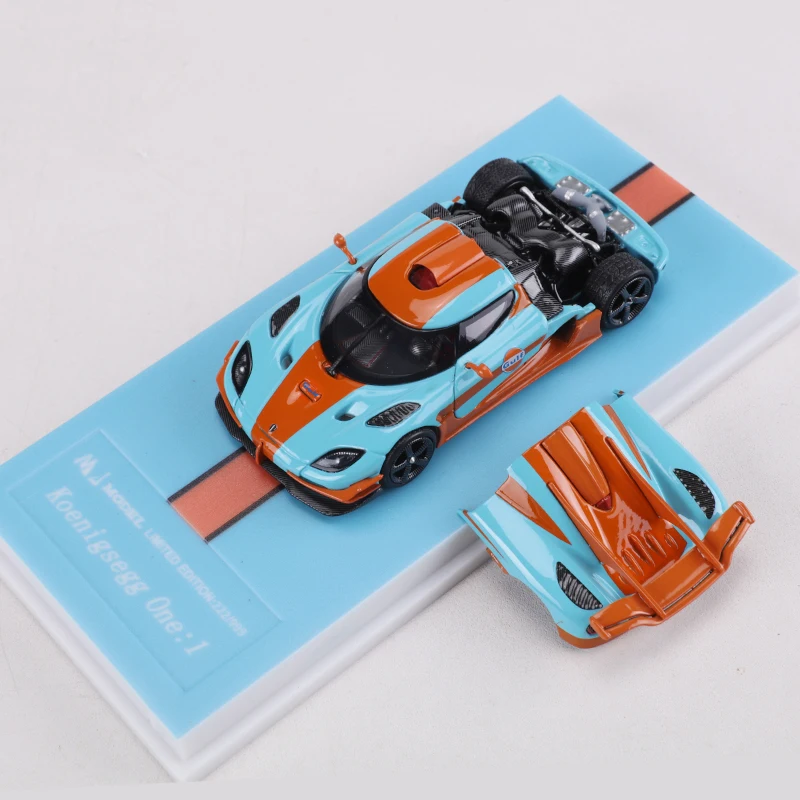 

MJ 1:64 One:1 Gulf Diecast Model Car Limited Edition 999