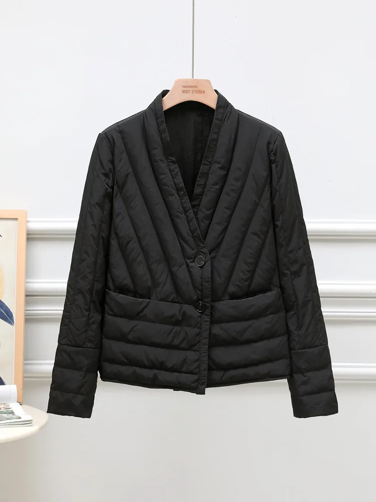 Leichte Daunenjacke für Damen, 2025, Herbst neuer Stil, V-Ausschnitt, Innenfutter, 90 weiße Entendaunen, stilvolle und schlanke warme Jacke