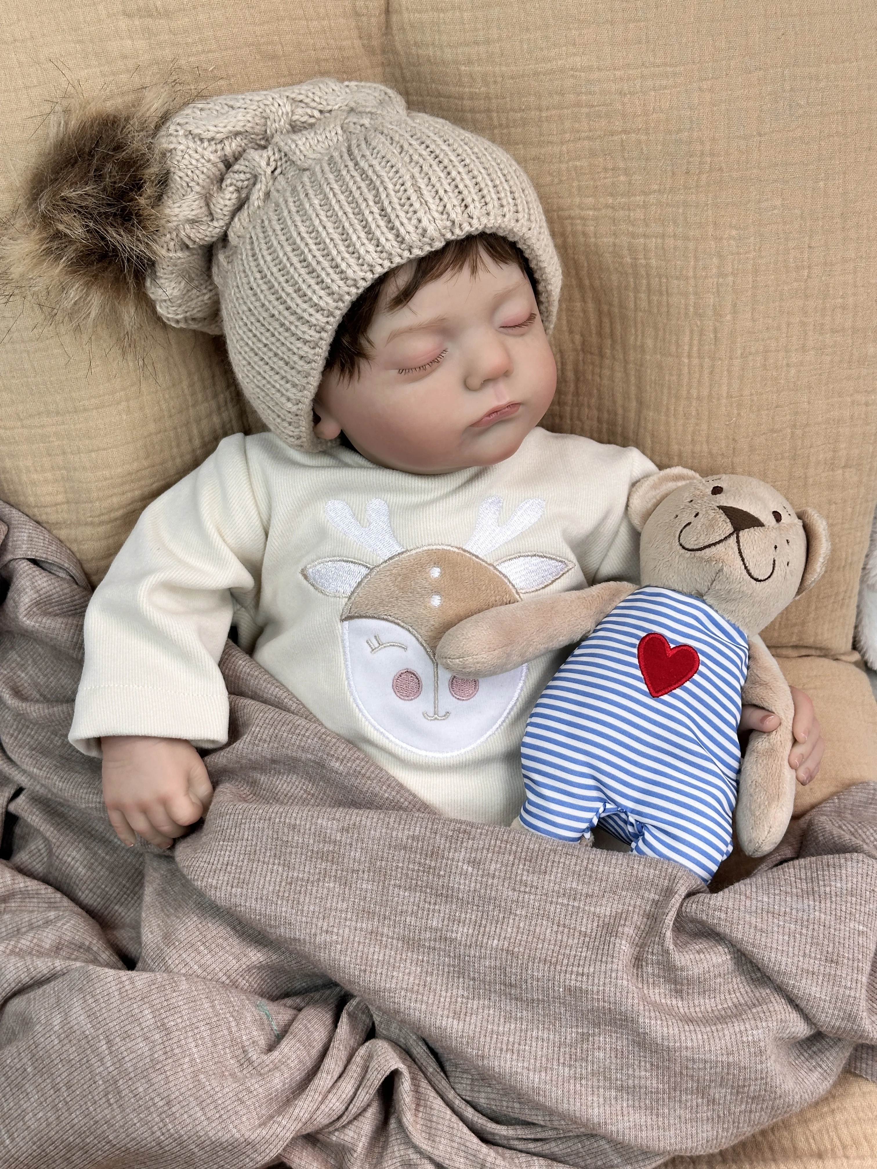 Cokela 20 Zoll/50 cm echte Babypuppe Real Soft Touch Baby realistische Silikon-Reborn-Babypuppe mit handimplantiertem Kunsthaar