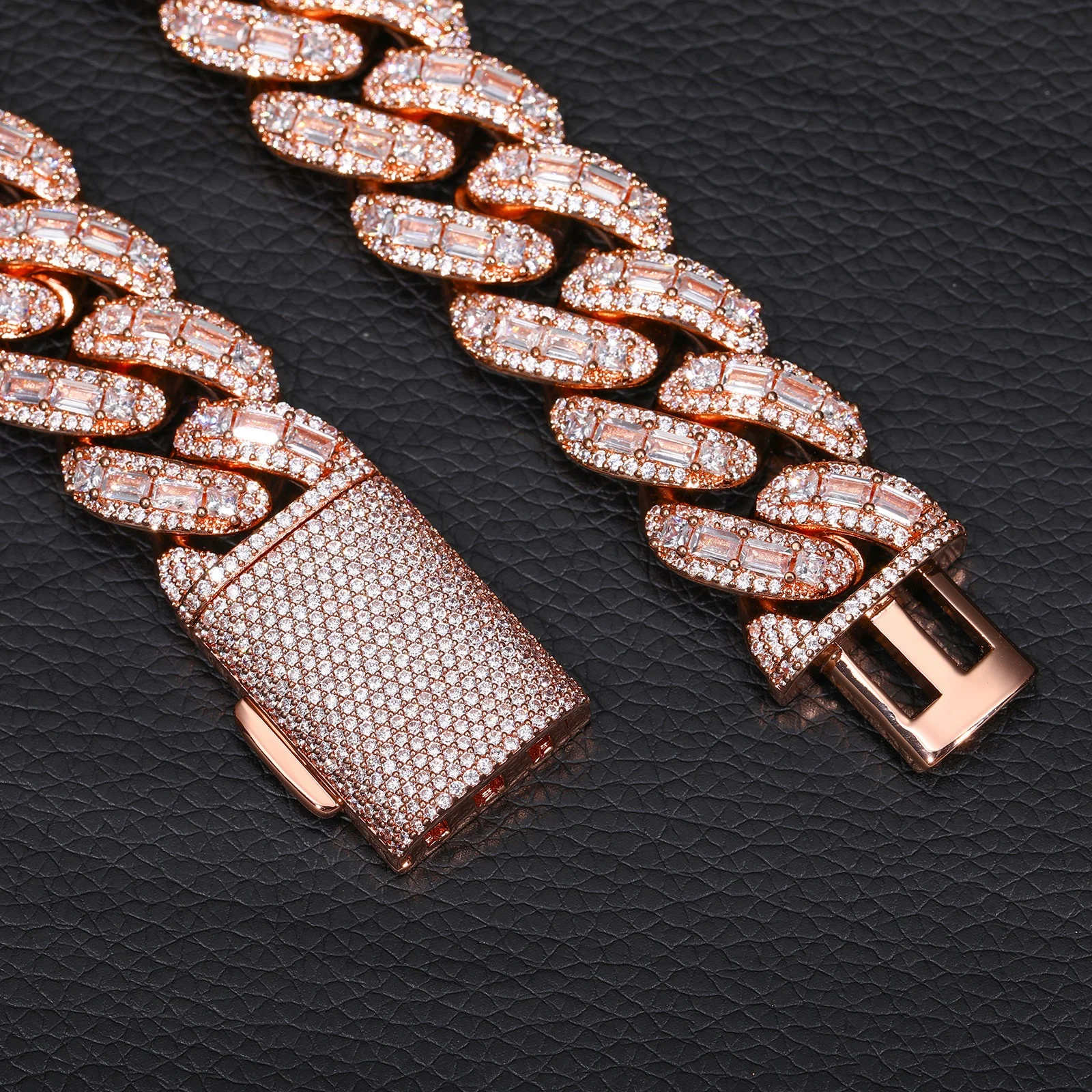 Iced .Wholesale 20mm Cuban Link Chain Necklace 14K Gold Plated Diamond Hip Hop Jewelry Unisex Custom Laser Engraving 3D