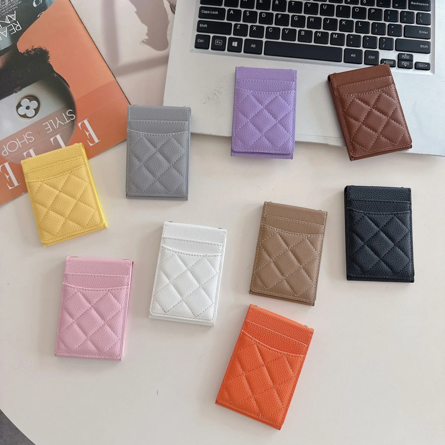 Portable Mini Makeup Cards Bag with Mirror, Pu Leather Lipstick Case for Travel, Elegant diamond‑quilted stitching Cards Holder
