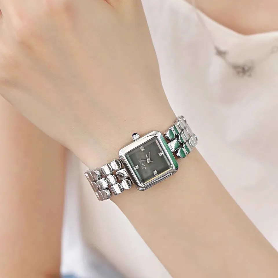 

Elegant Women'S Watch, New Square Watch With Steel Band, High-End Fashion Style, Silver Color, Suitable As A Gift For Women.
