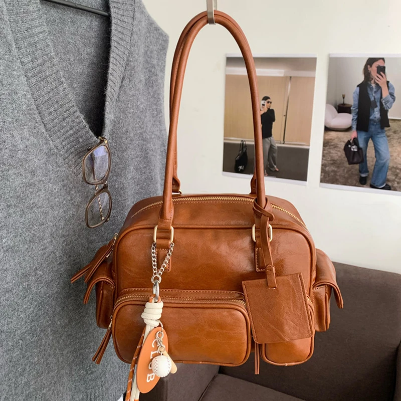 

Boston Underarm Bags For Women Luxury Designer Handbags Purses 2024 New In Vintage Commuting Multiple Pockets Shoulder Crossbody