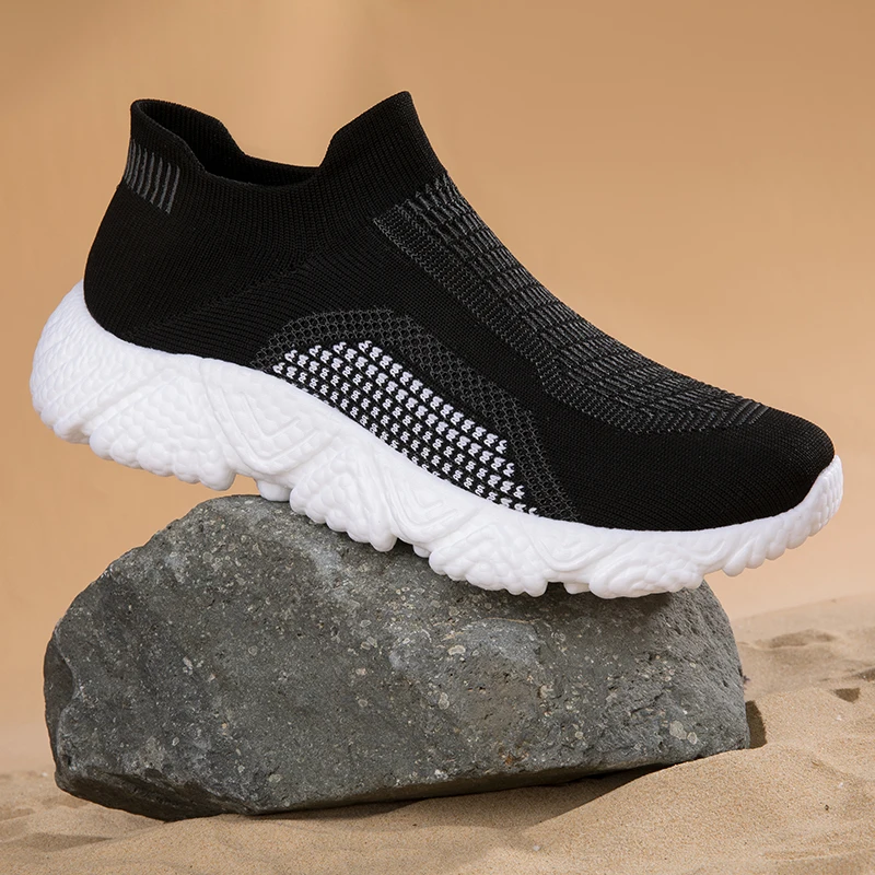 

Unisex Running Shoes for Men Women Mesh Flat Anti Slip Casual Sneakers Summer New Lightweight Breathable Daily Wear Sports Shoes