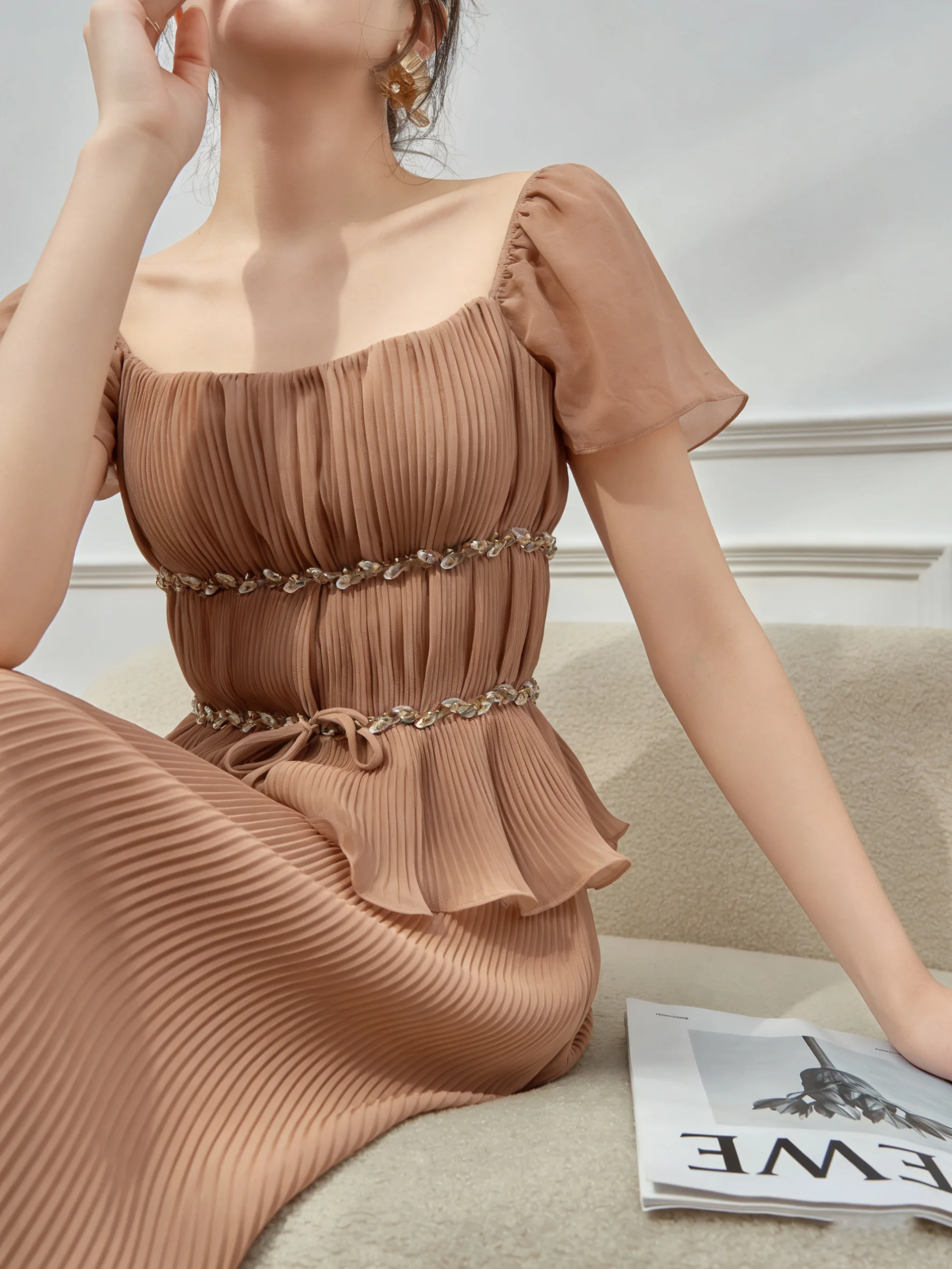 

Stunning Half-Skirt Set with Ruffle Trim And One-Shoulder Design Perfect for Early Summer Fashionable And Elegant Women's Outfit