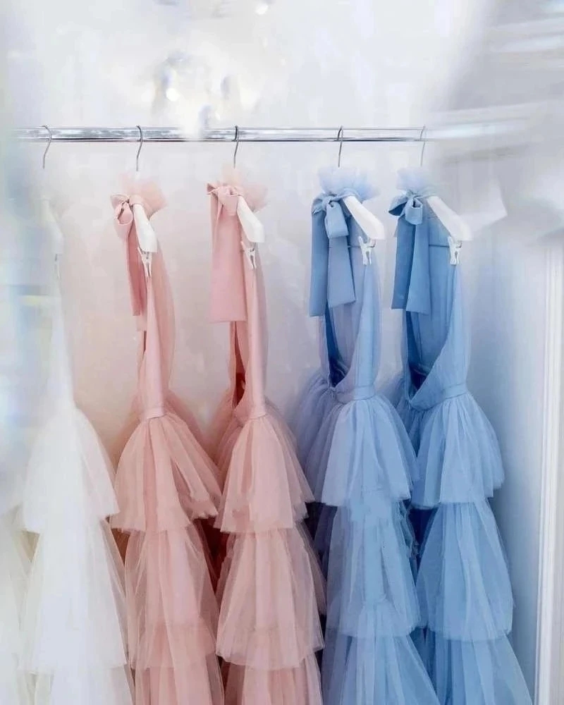 Angelsbridep Baby Blue Prom Dresses Hoge Hals Tiered Tulle Thee Lengte Backless Zomer Arabisch Wedding Party Afstuderen Dress