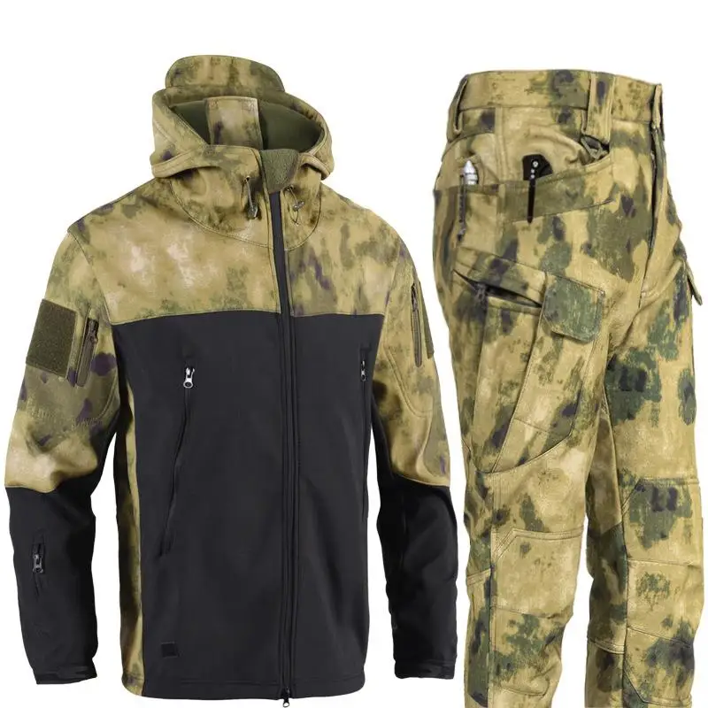 Winter Outdoor Men's Training Suit Tactical Camouflage Assault Plush Waterproof Adventure Skiing Jacket Travel Clothing Workwear