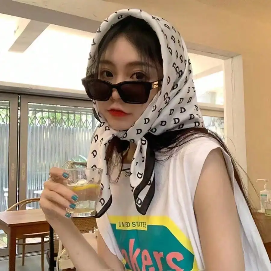 

Women's Black White Letter Print Satin Square Scarf, Faux Silk Head & Neck Scarf, Y2K Trendy Casual Accessory