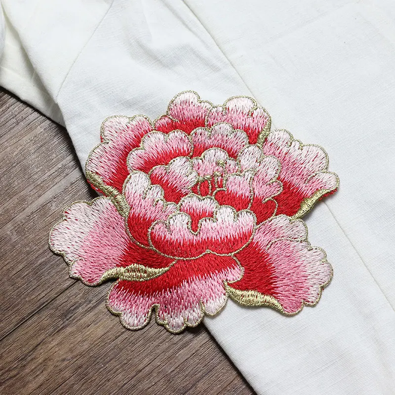 Peony Flower Embroidery Sew on Patches, Clothes Hole Repair, Water-soluble Technology, Skin-friendly, Soft Glue Free, 13.5*13cm