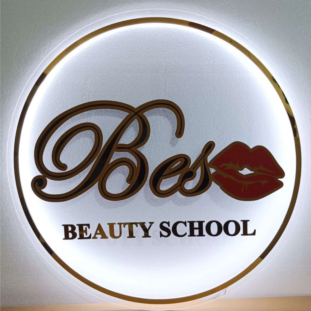 Hinter leuchtete Acryl Zeichen Neon LED Licht benutzer definierte Business Logo Schild Schönheits salon Nagel Wimpern Raum Dekor Wand kunst Werbung Licht