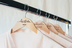 Personalized Bridesmaid Bridal Wedding Wooden Engraved Hangers Bachelorette Party Decorations Wedding Supplies Honeymoon Gifts