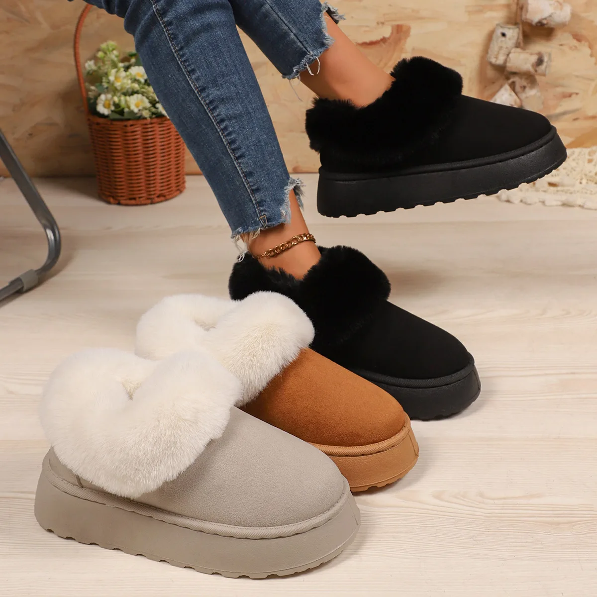 

2026 New Warm Boots Women Winter Flats Shoes Short Plush Fur Ankle Snow Boots Casual Shoes Sport Suede Motorcycle Botas