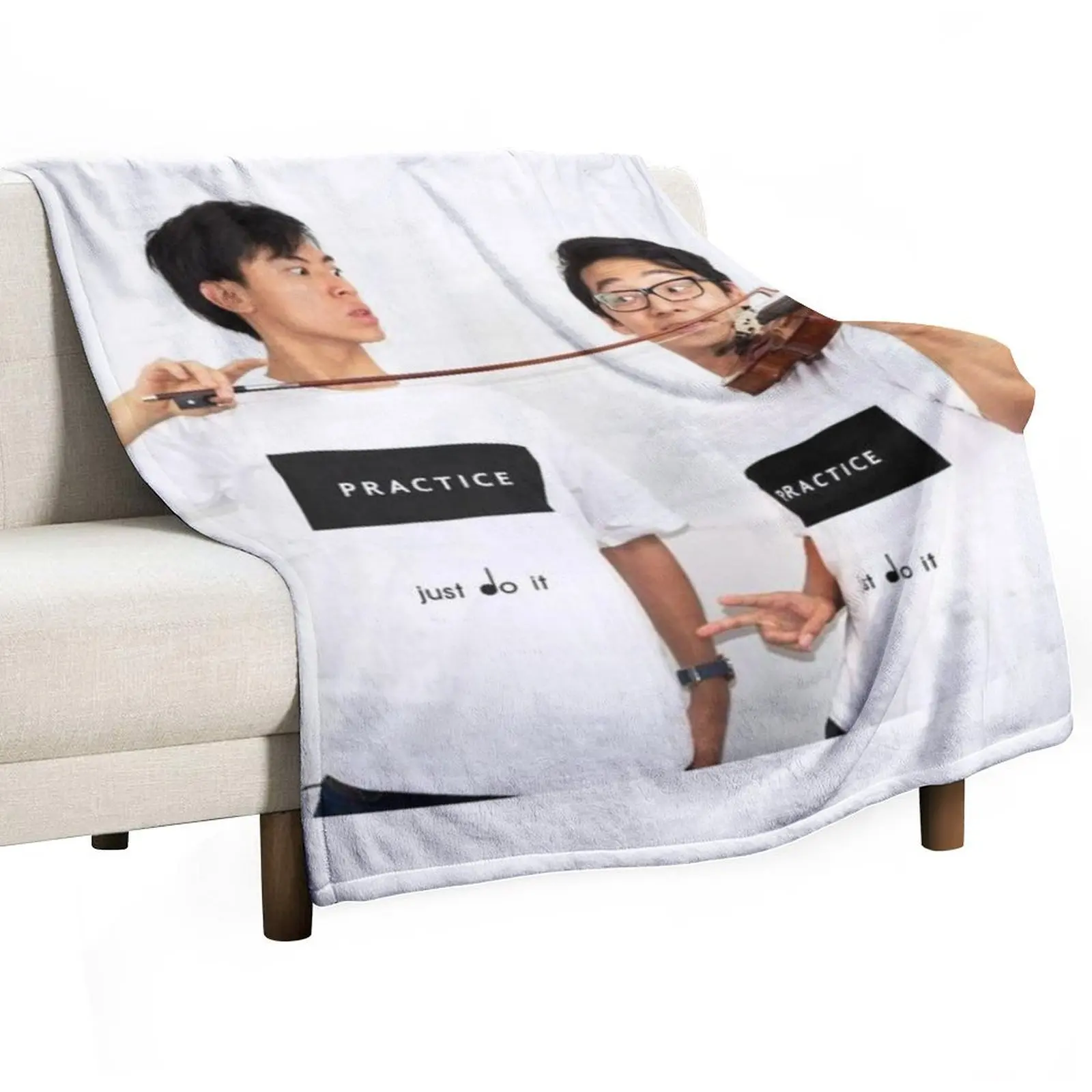 

Two set violin Throw Blanket Summer Beddings Sofa Throw Comforter Luxury Designer Blankets
