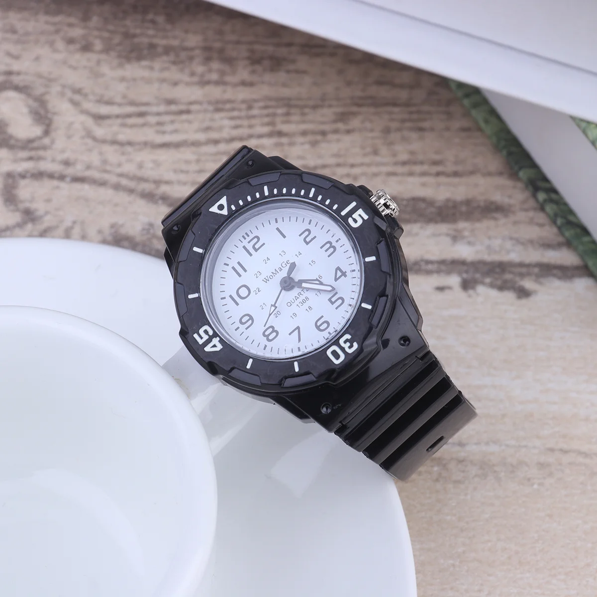 

Silicone Quartz Watch For Kids Black White Arabic Numerals Children'S Sports Wristwatch Durable Timepiece
