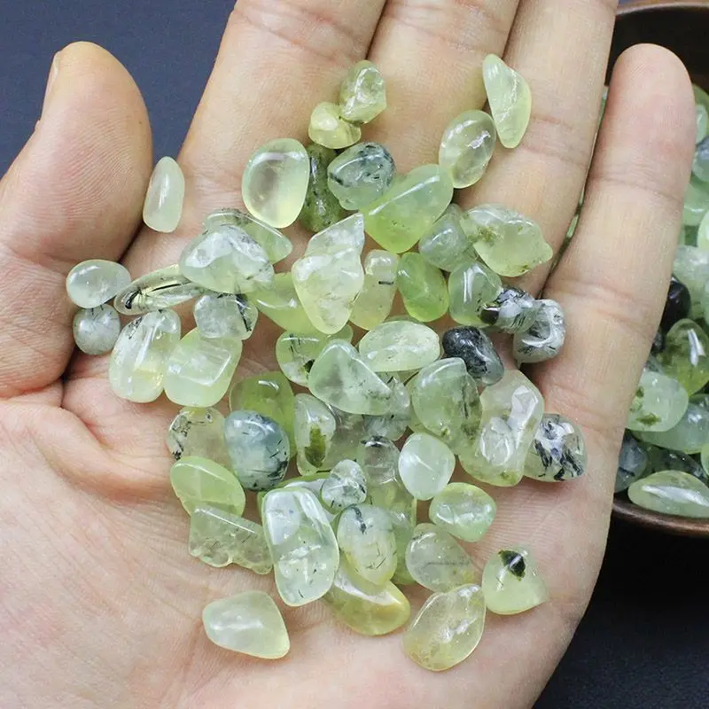 1000g Natural crystal crushed stones and green grapevine fish tank decoration