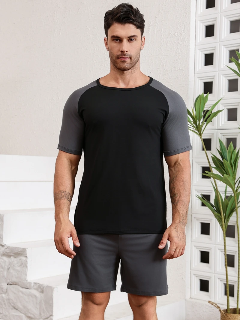 

Contrast Color Men's Pajama Set Letter Print Short-Sleeve Top And Shorts Durable Breathable Fabric Modern Design Loose Fit Home