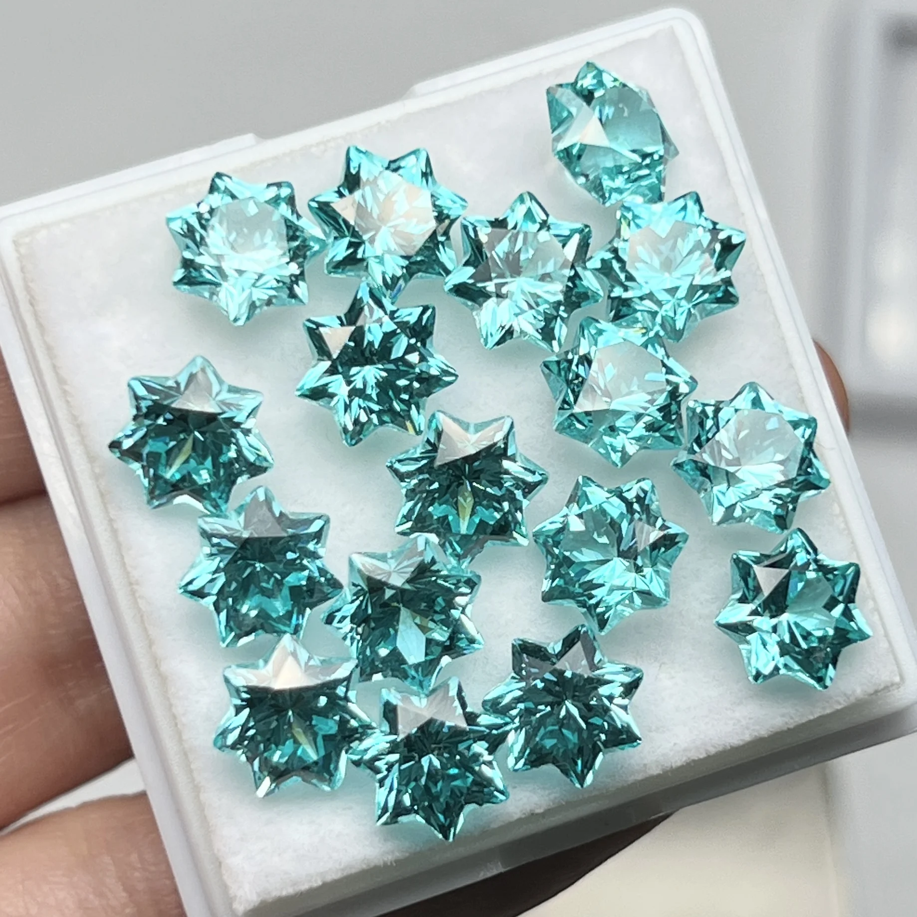 

1PC Blue Paraiba Stone 8*8mm Lab Grown Star Cut Paraiba Loose Gemstone