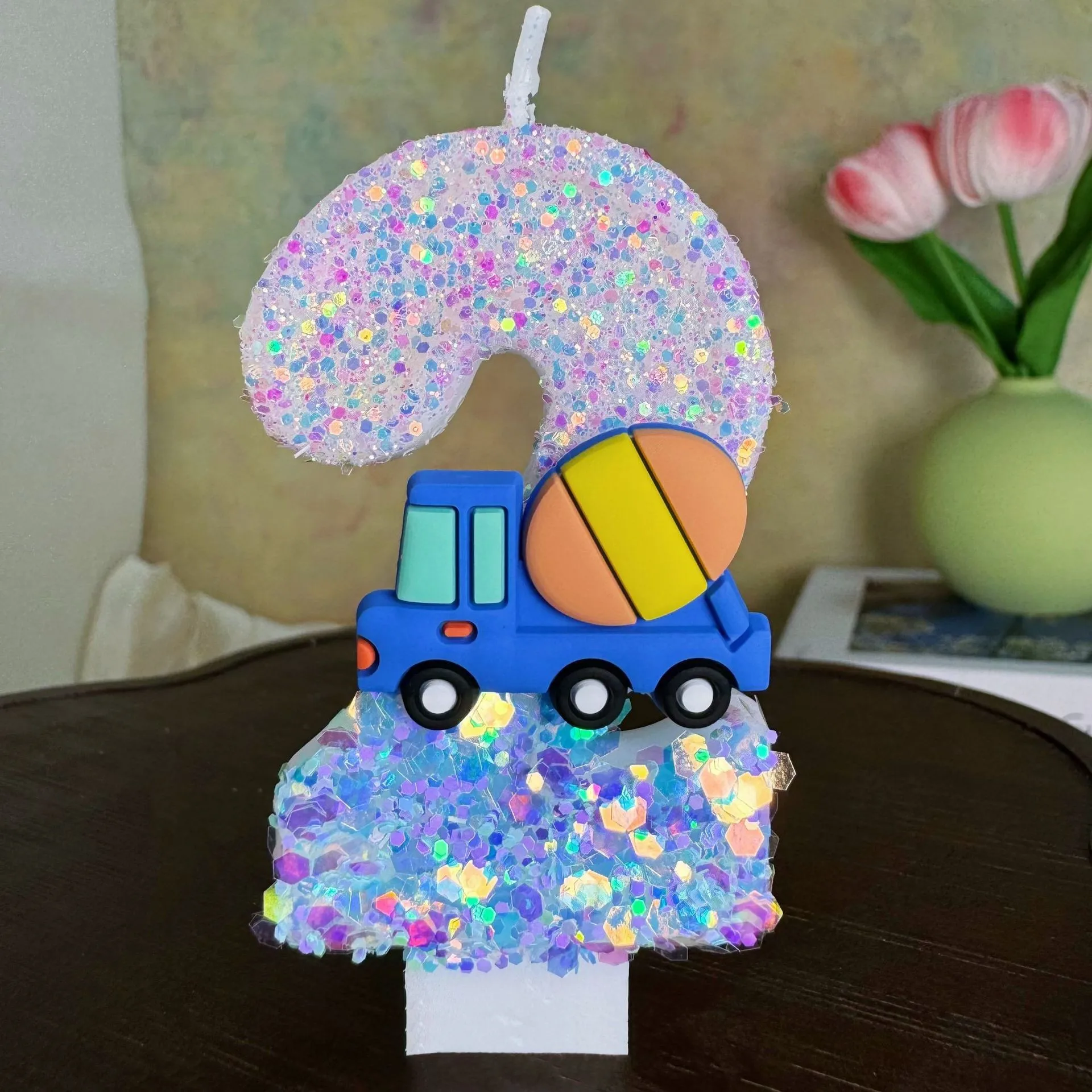 Colorful iridescent blue cement mixer truck digital candles, party gifts, holiday decorations, birthday and anniversary candles