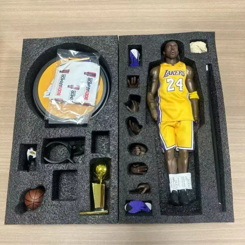 Spot Goods  1/6 NBA Star Kobe Bryant Model Lakers No. 24 Movable Figure Ornaments Complete Set of Basketball view 3