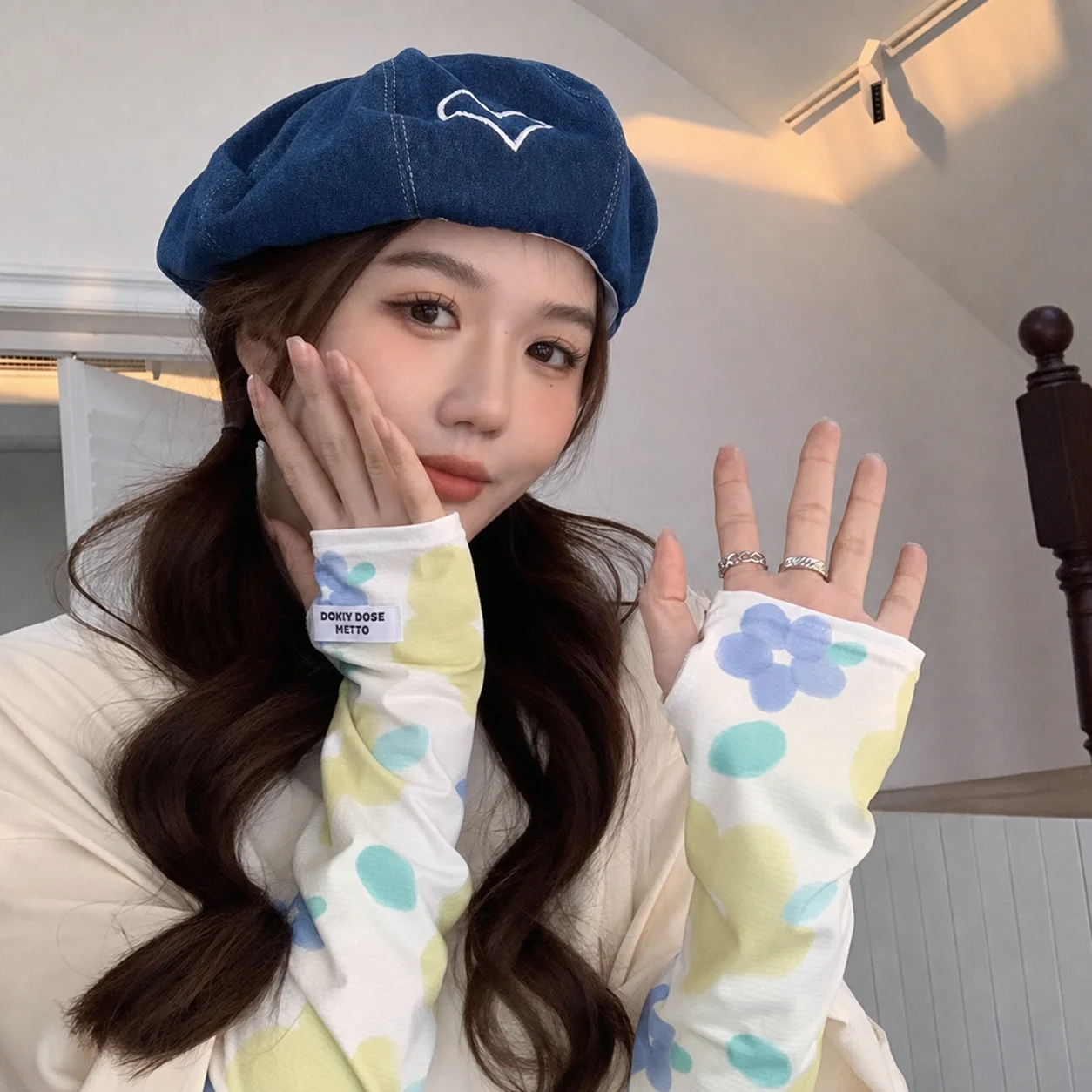 1 Pair Women's Printed Arm Covers Y2K 2026 Trendy Emo Long Mittens For Outdoor Sports Driving UV Protection Sun Sleeve Anti Slip