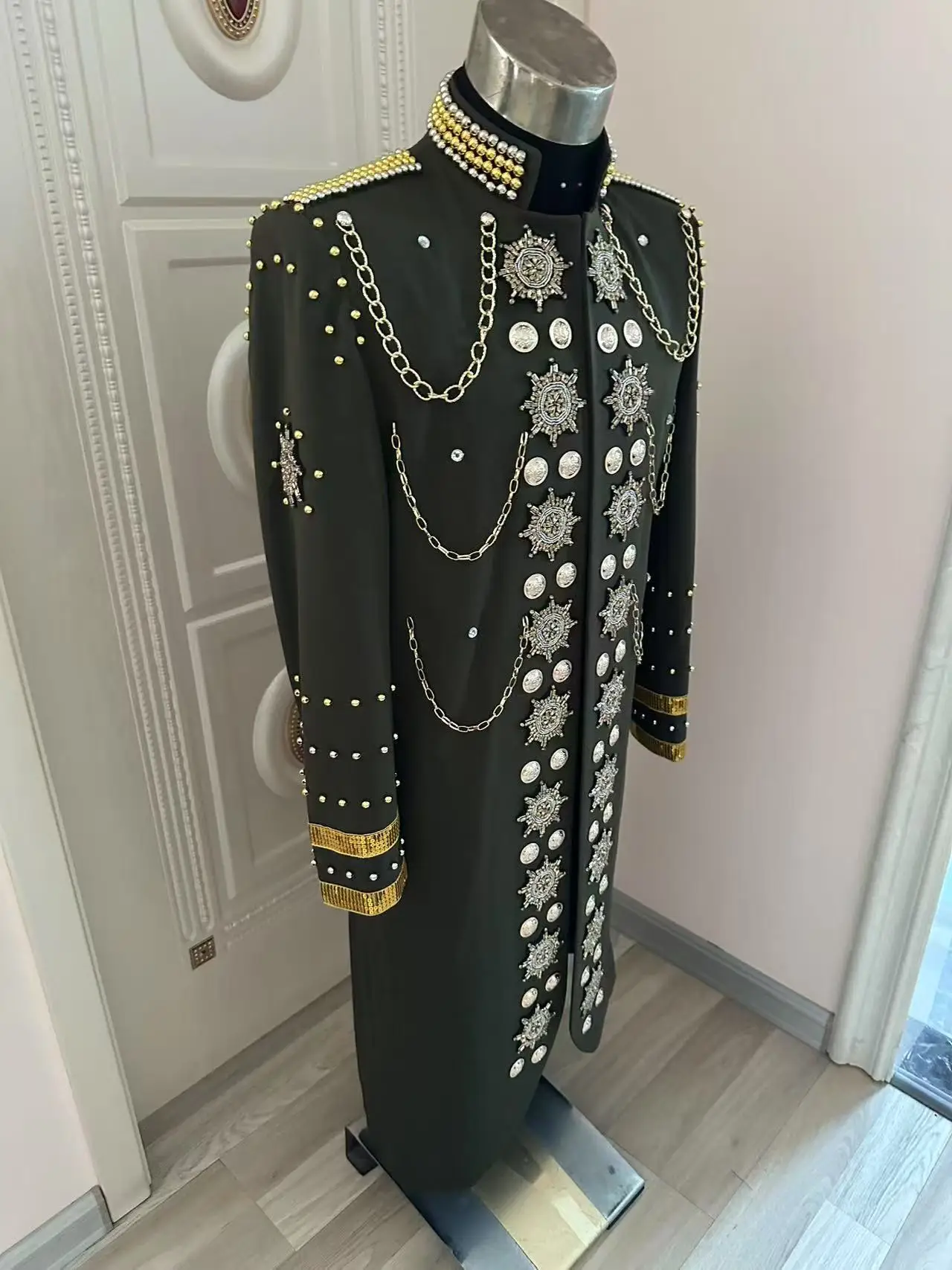 Novo feito à mão do exército verde homem médio longo jaqueta real palco mostrar dj cantor ds trajes de desempenho festa clube dança wear