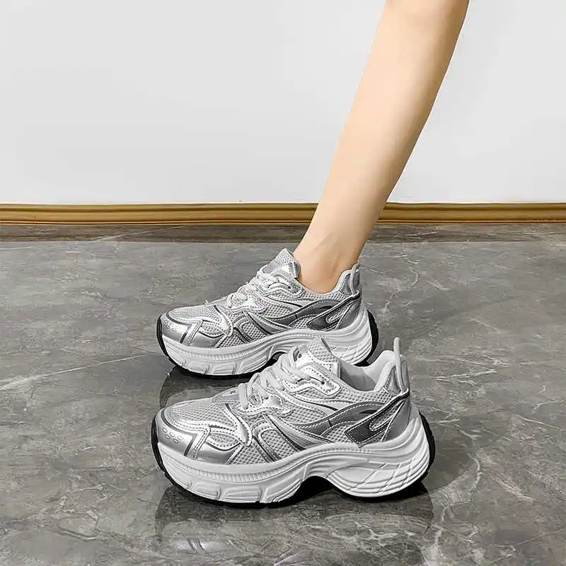 

Parkside Outdoor Black And White Woman Shoes Skateboarding Women's Luxury Sneakers Boot For Parents Sport Resell Overseas