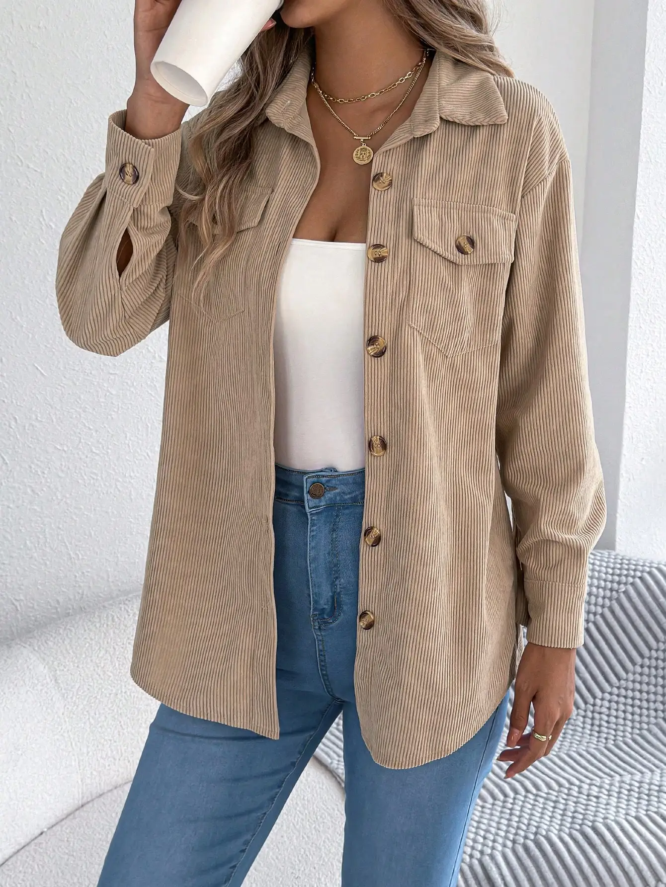 

Women's Retro Corduroy Button-Up Shirt Jacket with Lapel and Pockets, Casual Autumn Winter Top